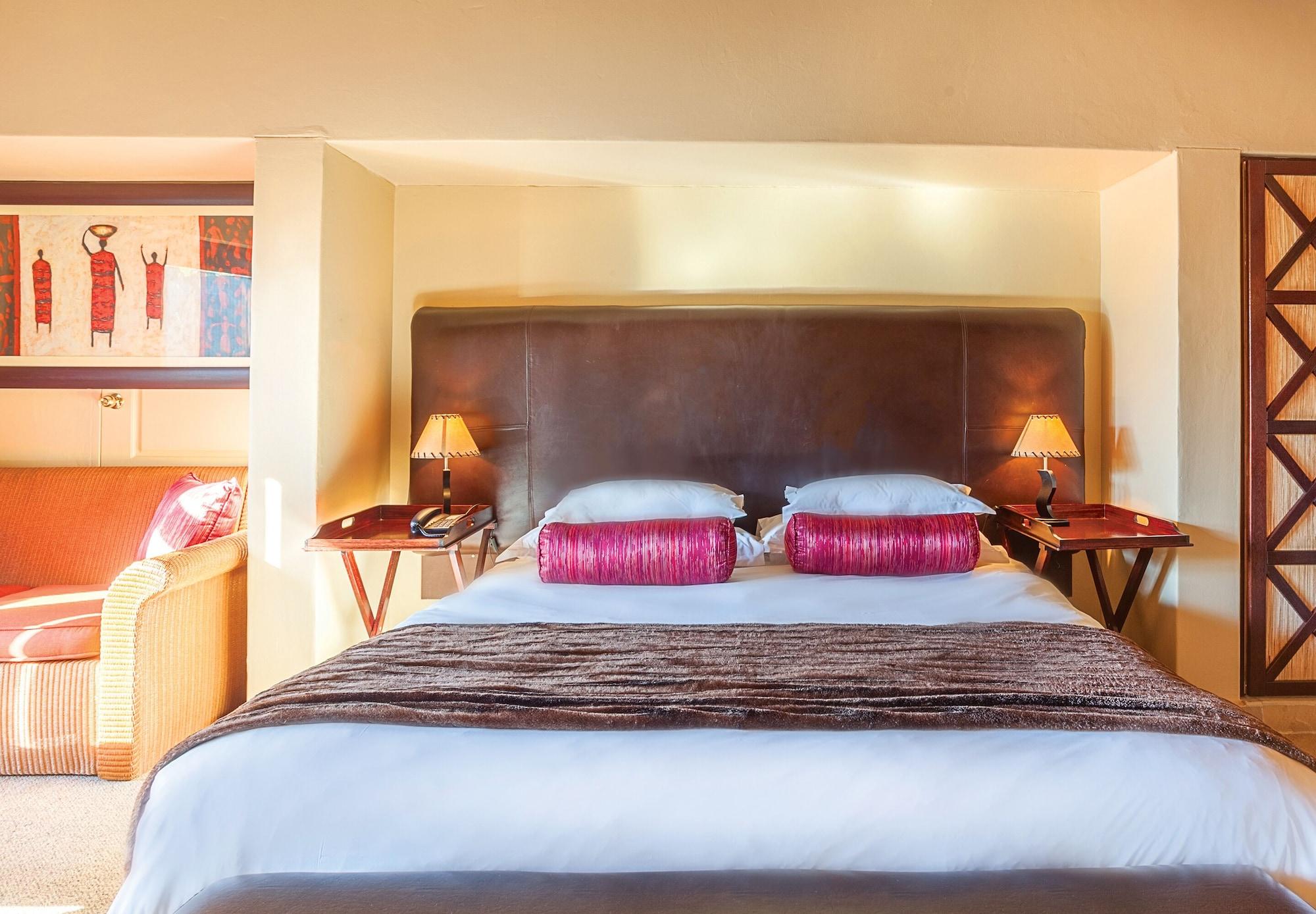Kloofzicht Lodge & Spa Krugersdorp Exterior photo A bedroom at the hotel