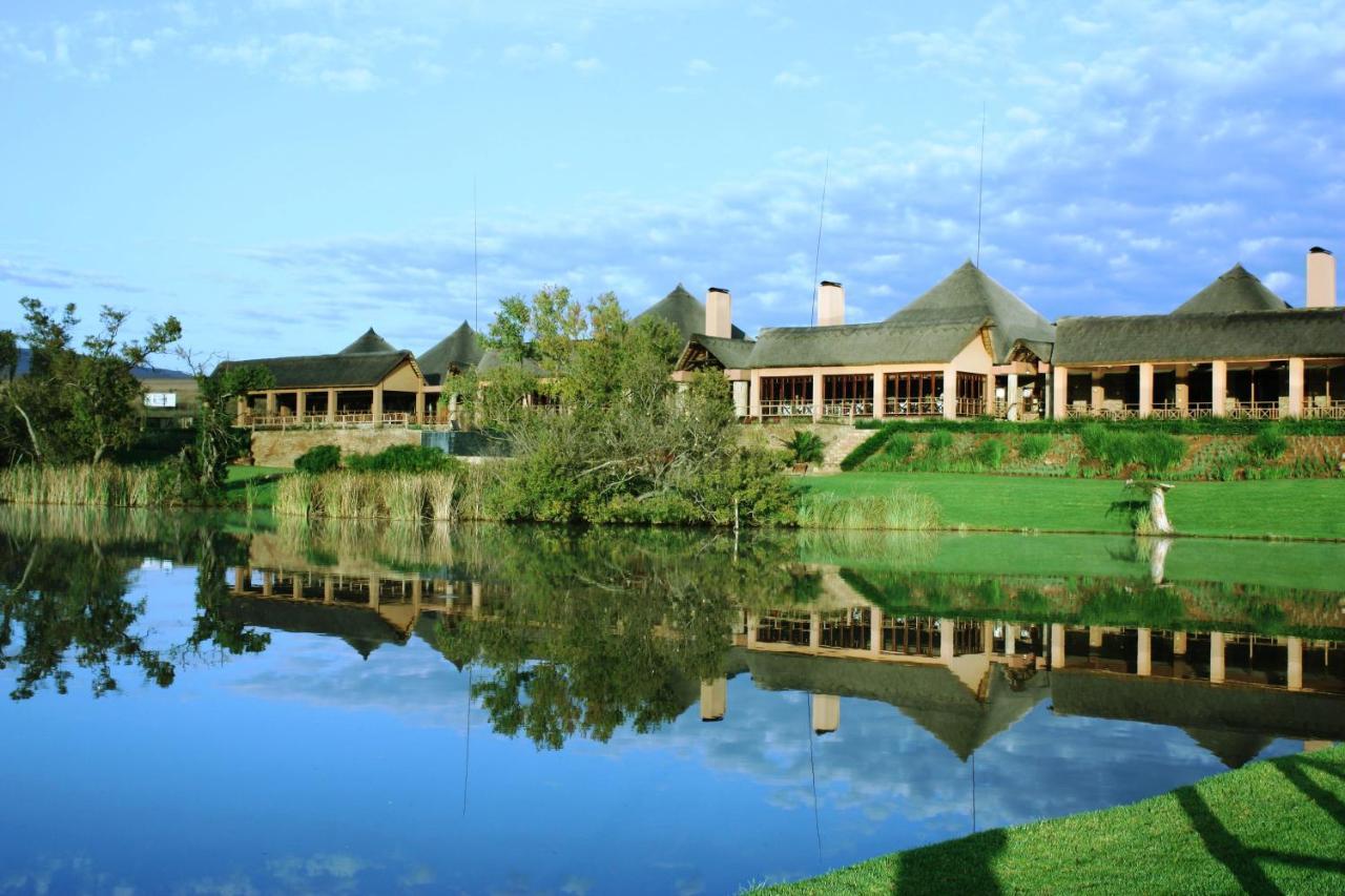 Kloofzicht Lodge & Spa Krugersdorp Exterior photo The clubhouse at the Leopard's Nest Golf Resort